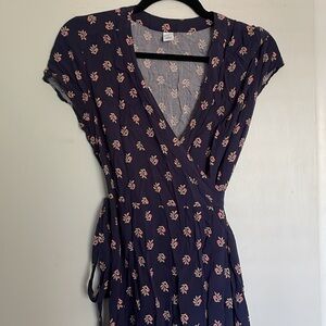 Old Navy Floral Wrap Dress Small